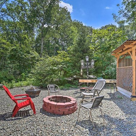Henryville Home With Hot Tub About 5 Mi To Camelback! Luaran gambar