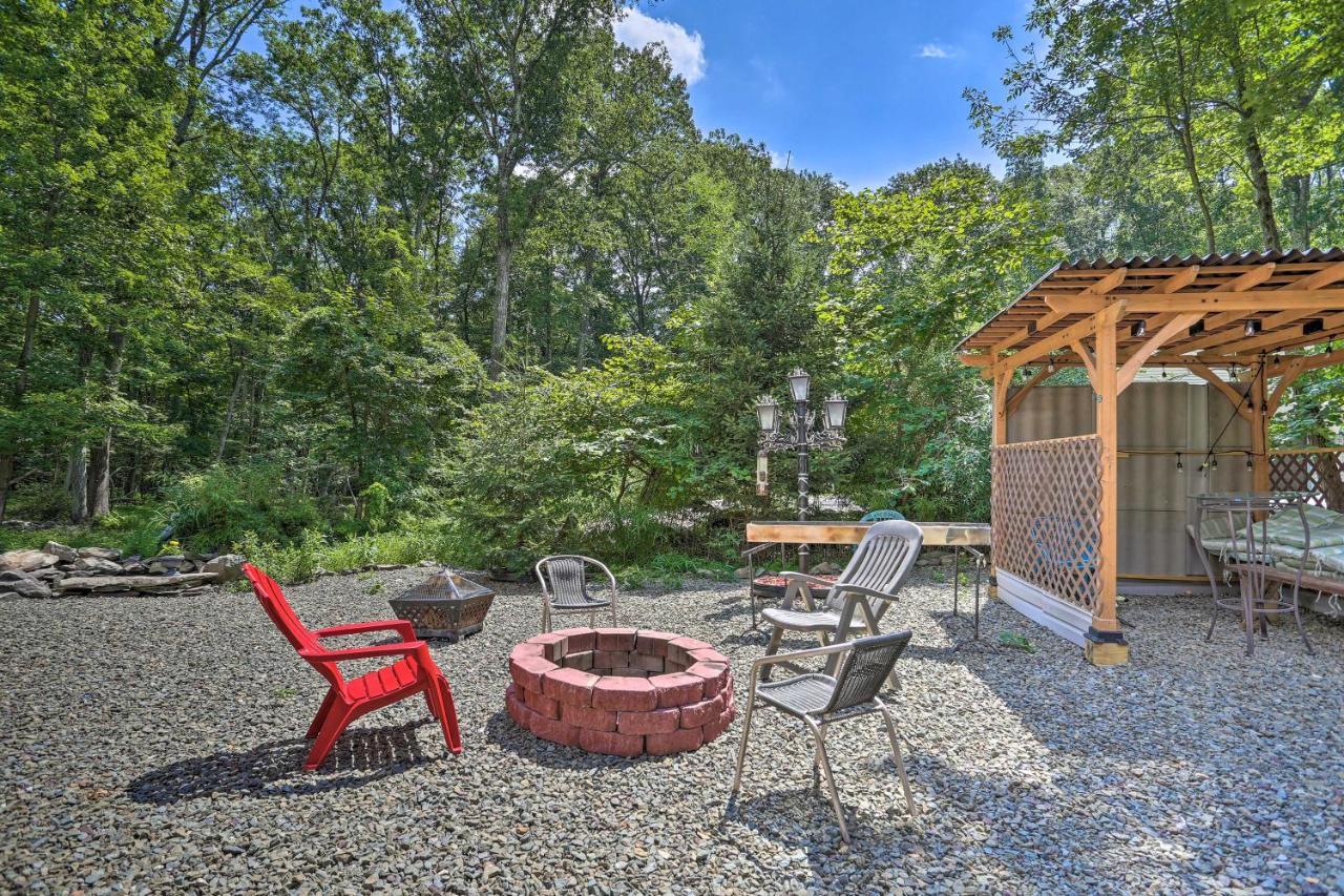Henryville Home With Hot Tub About 5 Mi To Camelback! Luaran gambar