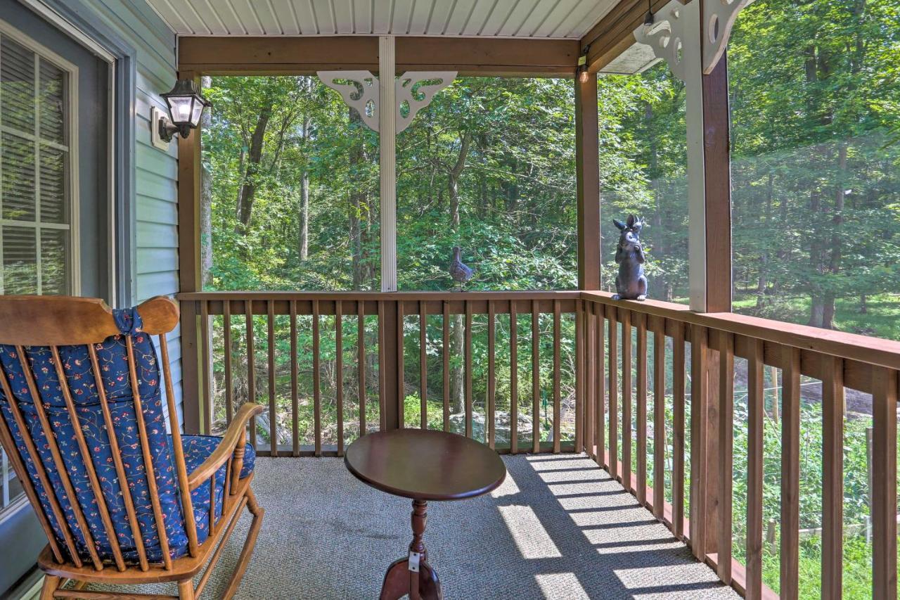 Henryville Home With Hot Tub About 5 Mi To Camelback! Luaran gambar